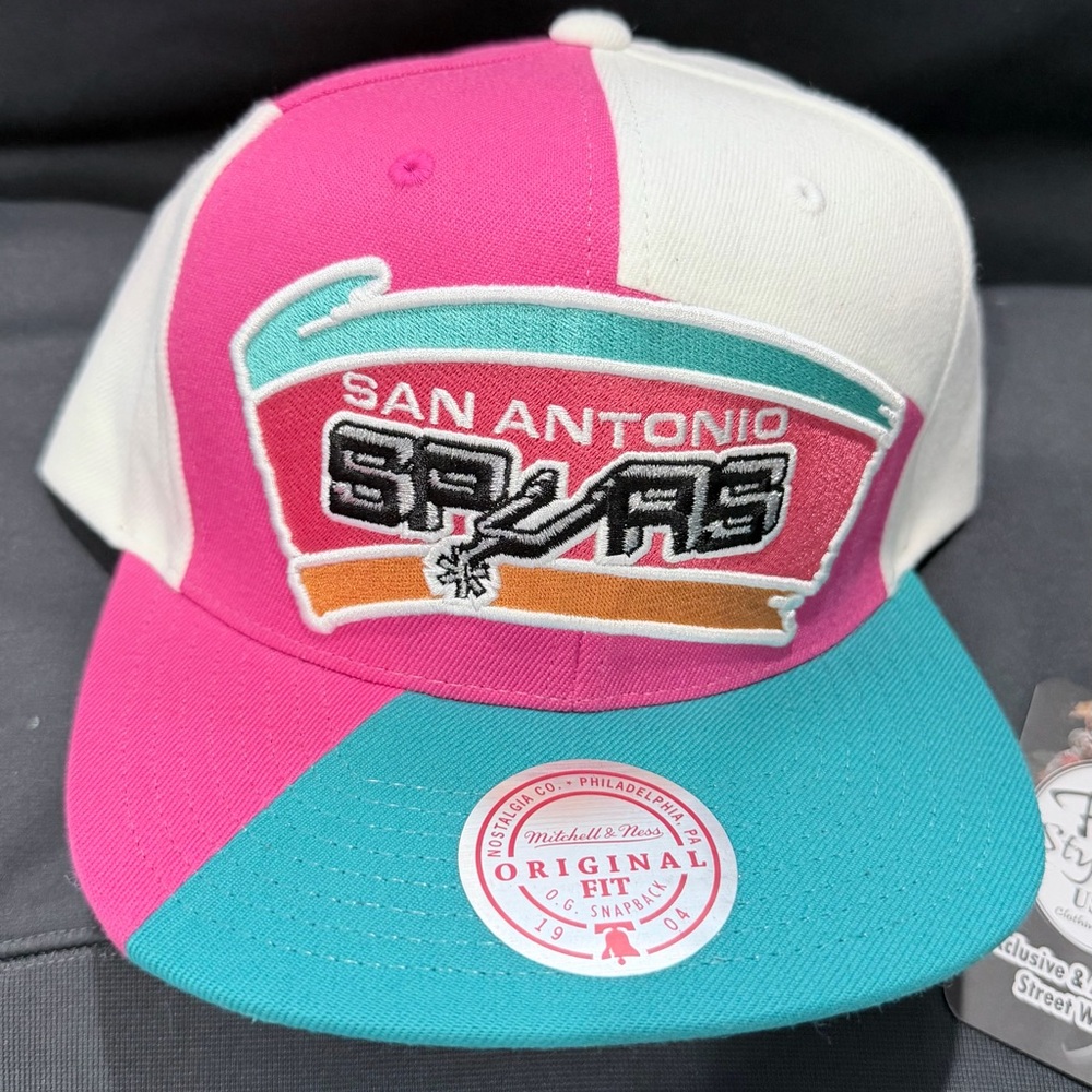 Exclusive Mitchell & Ness San Antonio Spurs White & Pink Snapback Hat Ultra Rare